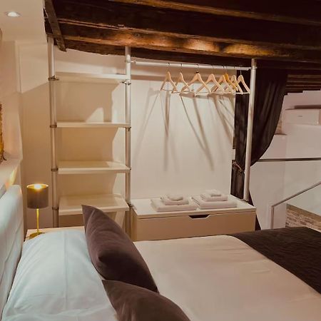 Ca' Emma Apartment เวนิส ภายนอก รูปภาพ